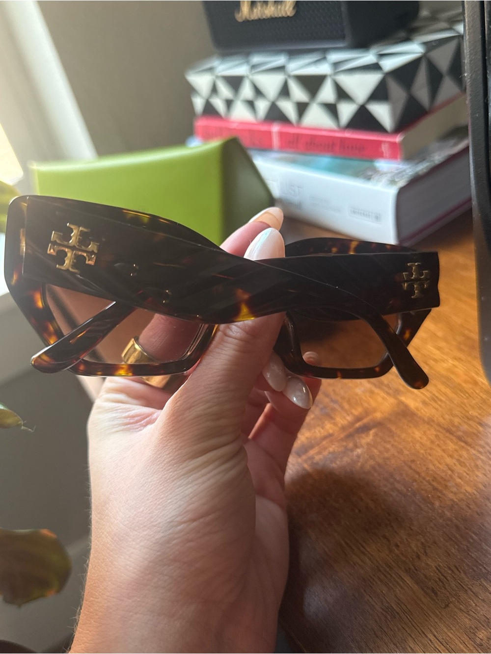Tory Burch Tortoiseshell Brown Cat-Eye Sunglasses - Picture 5 of 8